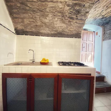 La Casetta Rosa Hébergement de vacances Rocchetta di Vara